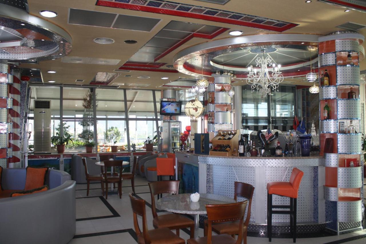 Hotel Bar Restaurant America Kukes Exterior foto