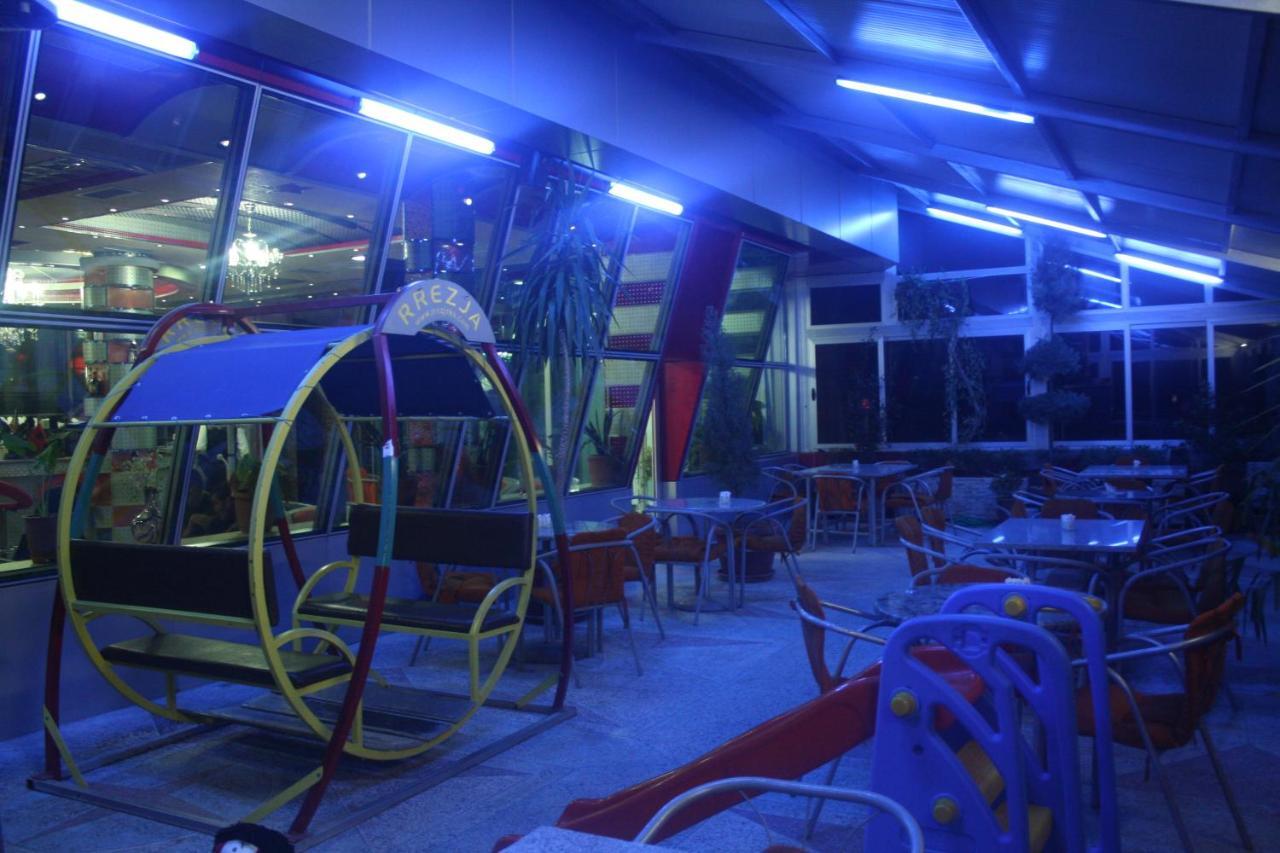 Hotel Bar Restaurant America Kukes Exterior foto